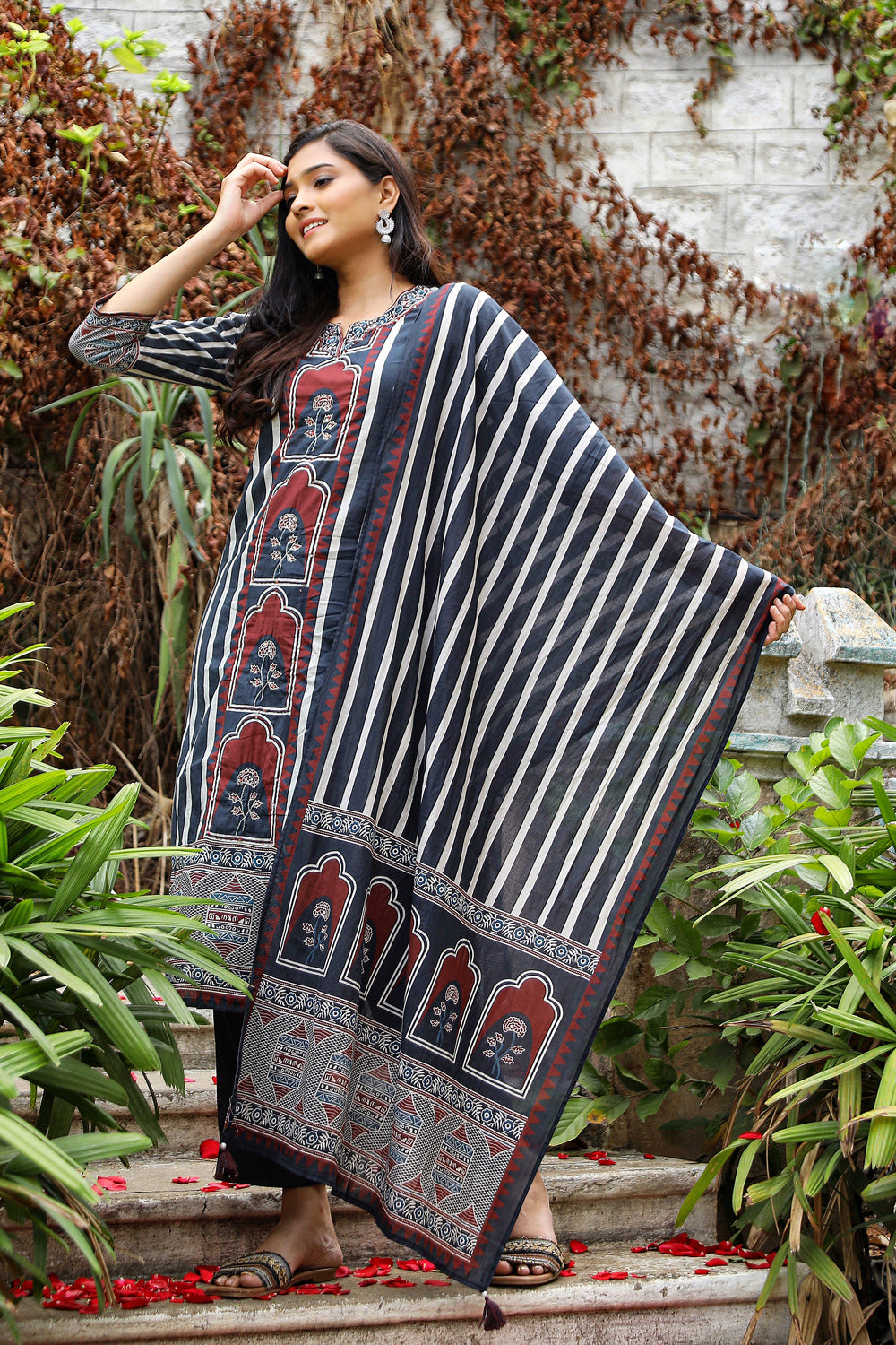Black Cotton Printed Kurti 3 Pieces Set