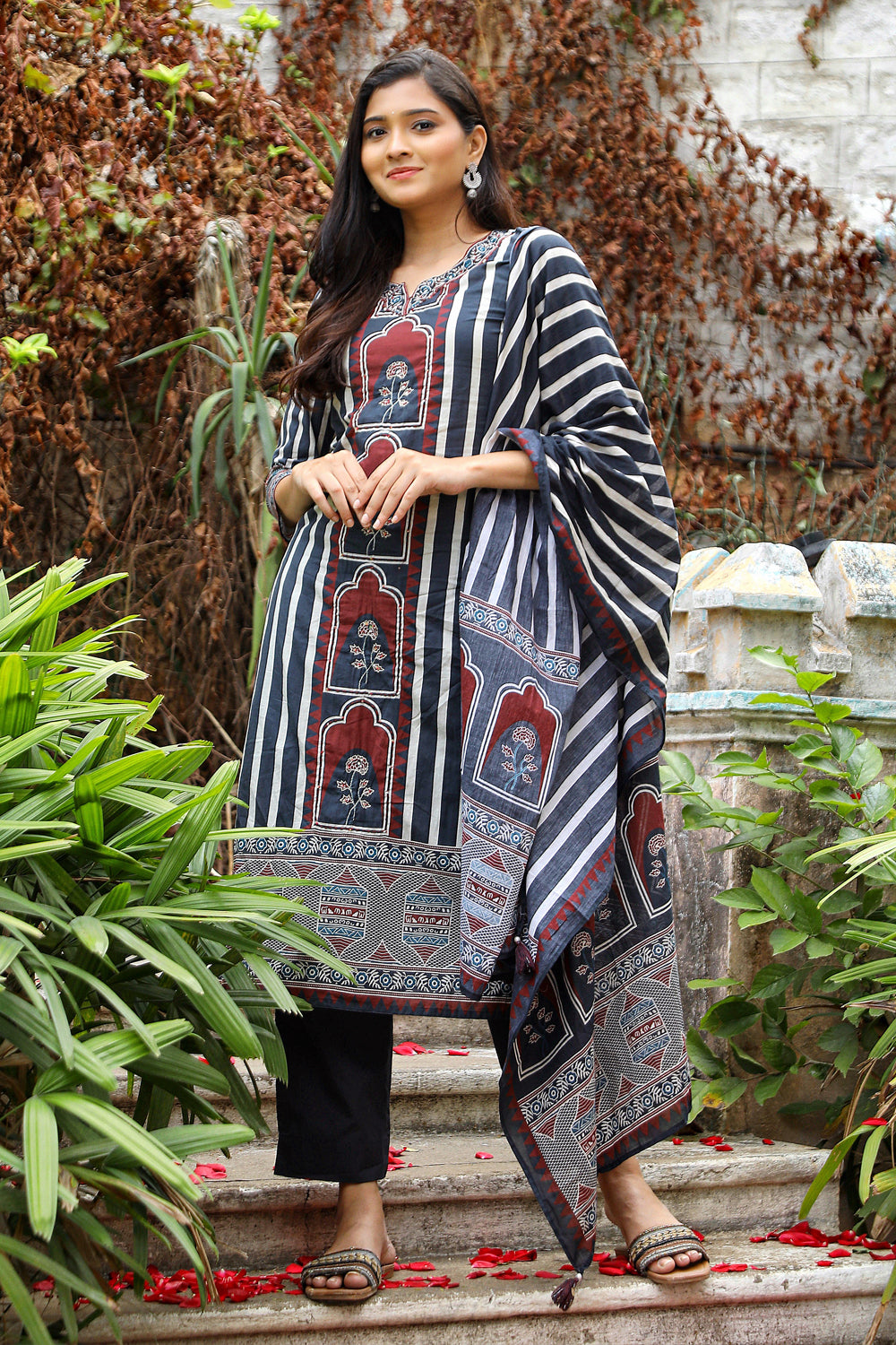 Black Cotton Printed Kurti 3 Pieces Set