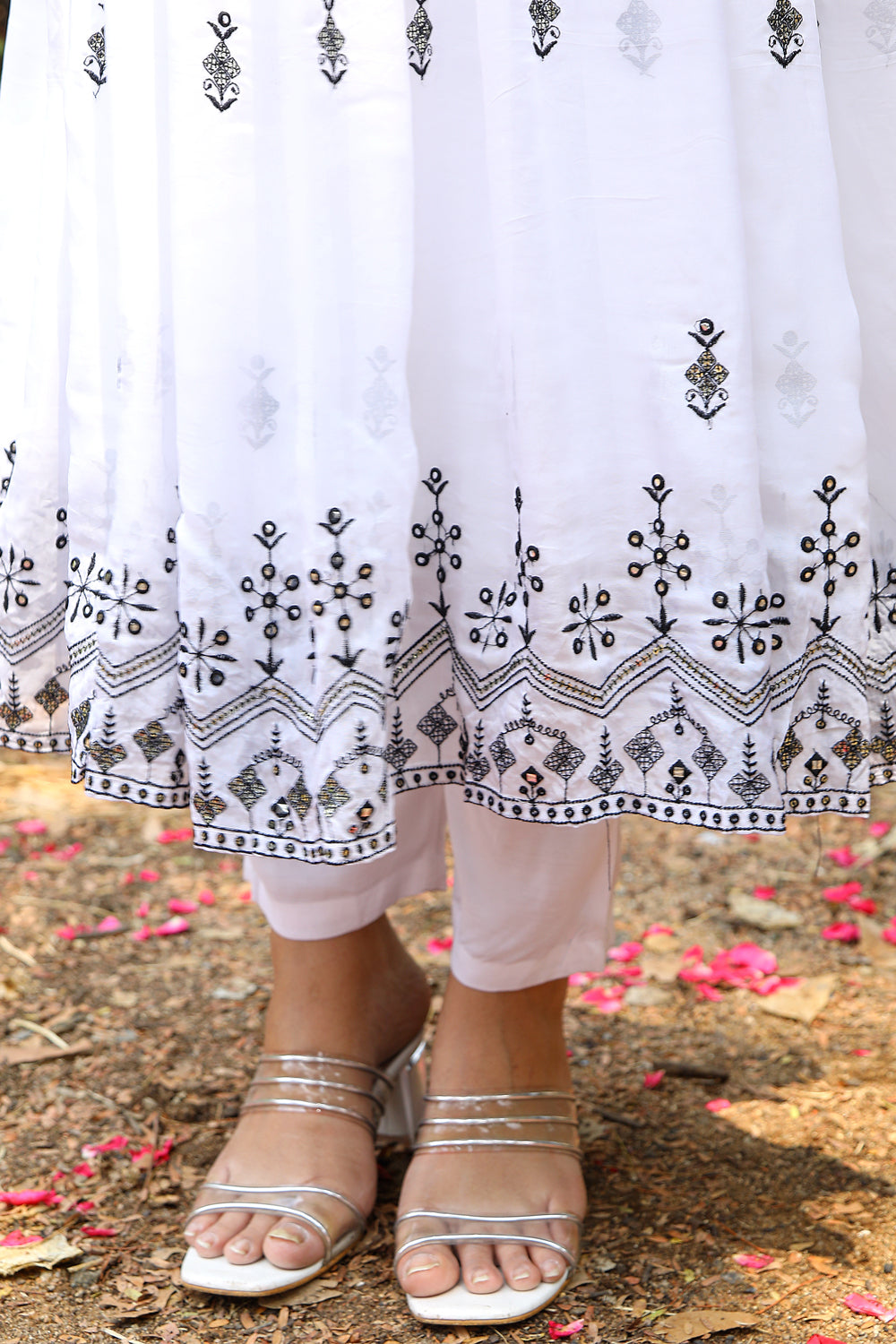 White Organza Embroidered Kurti 3 Pieces Set