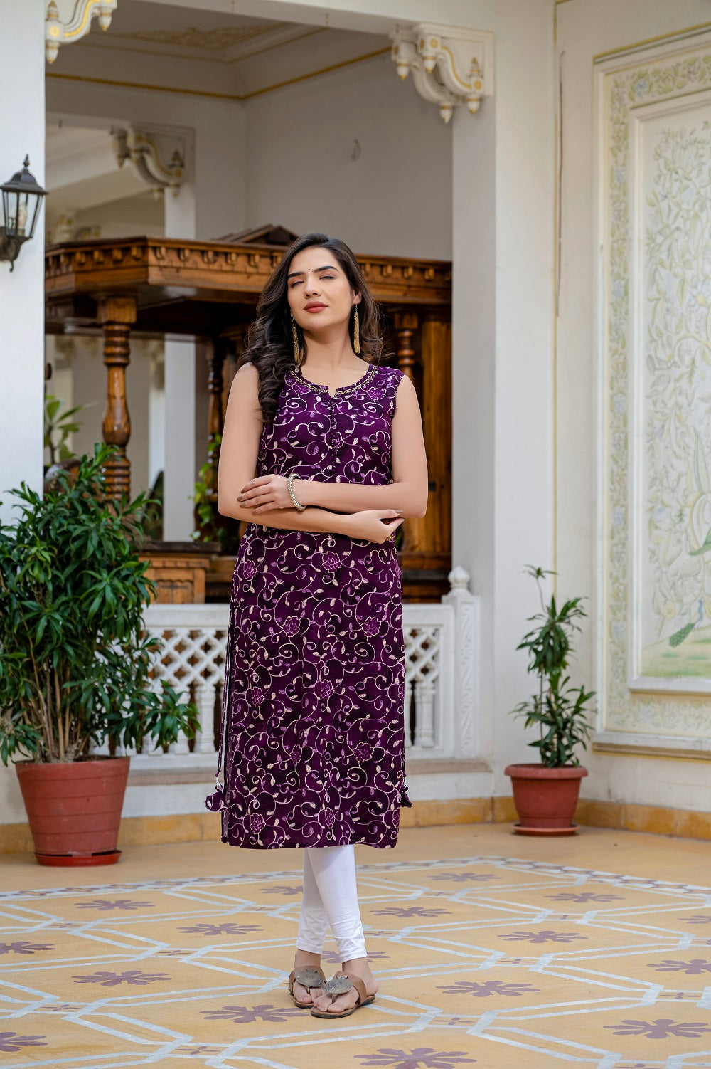 Voilet Printed Partyqueen Straight Cut Kurti