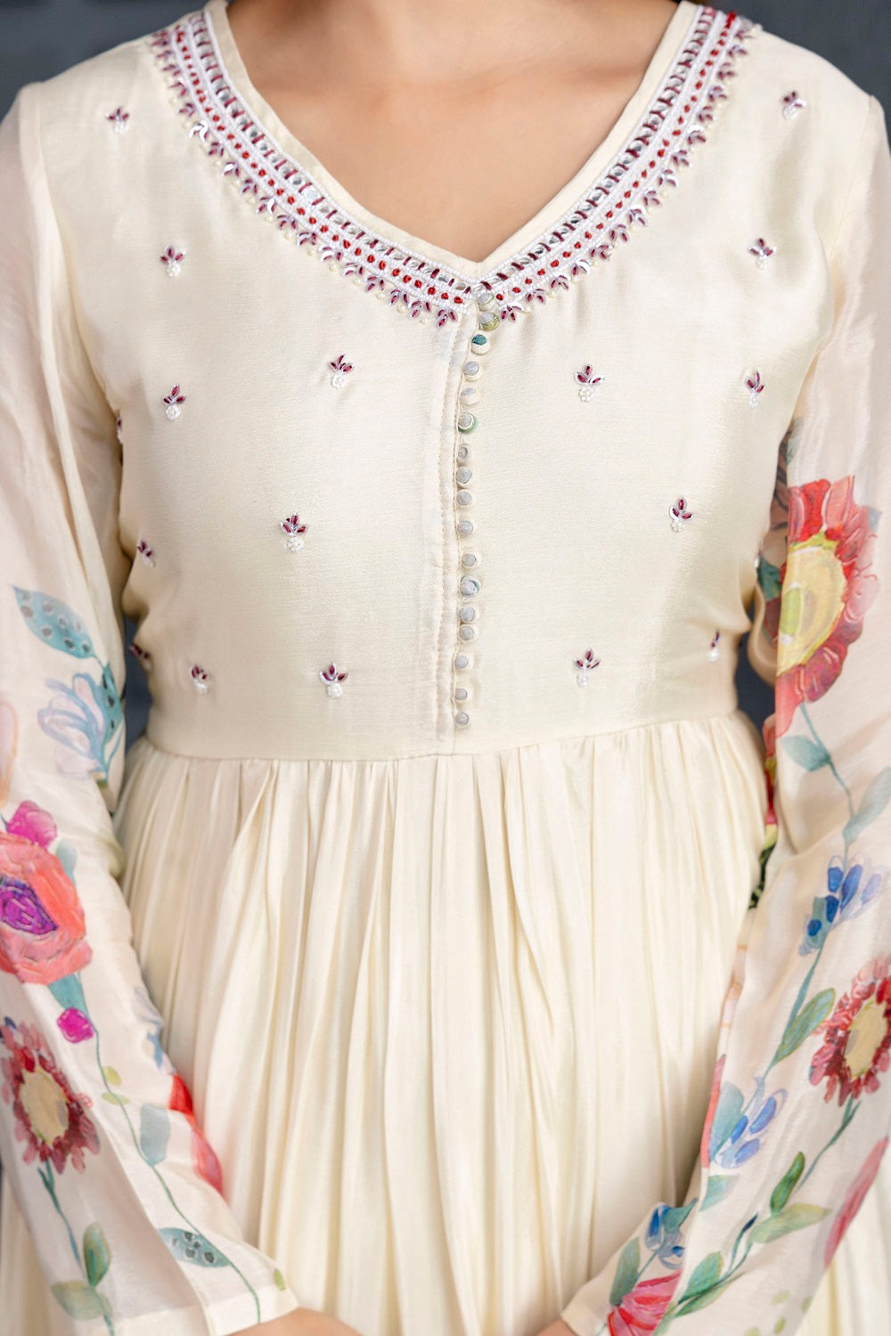 Kaira Cream Partyqueen Kurti Pant Dupatta Set