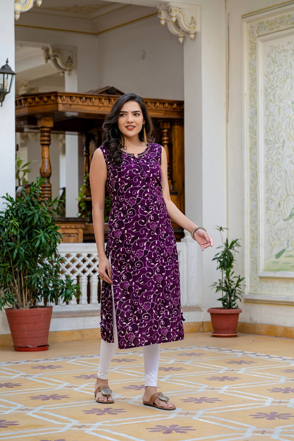 Voilet Printed Partyqueen Straight Cut Kurti