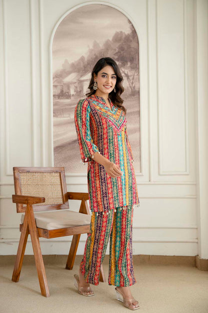 Multi Cord set Kurti Pattern Short Straight Cut