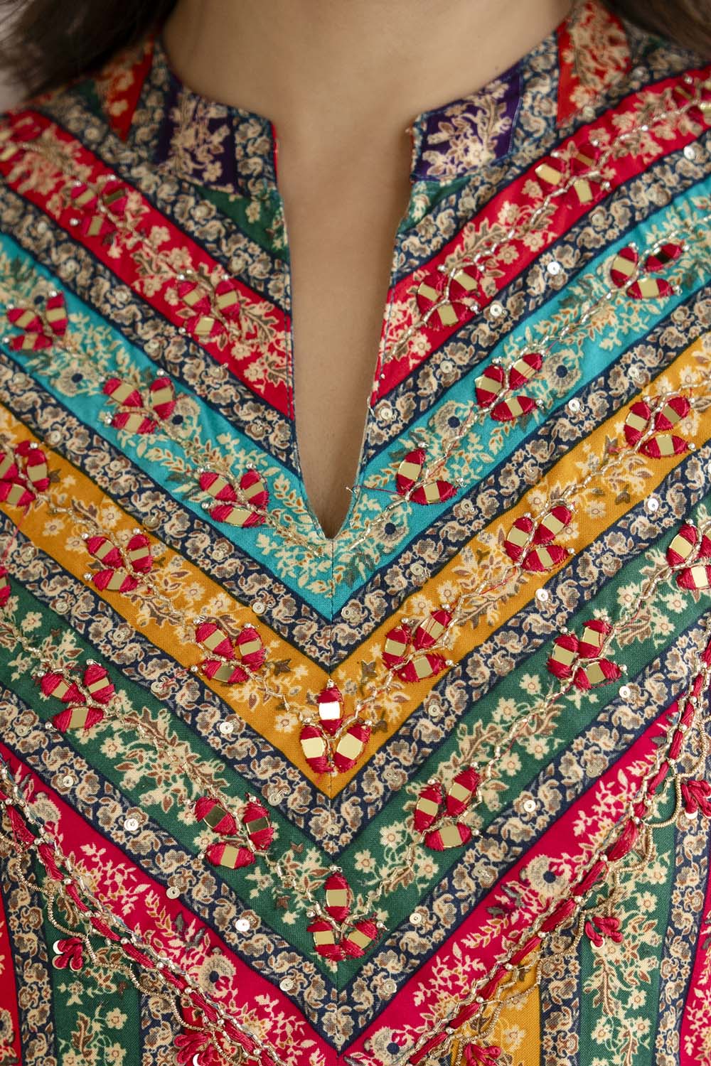 Multi Cord set Kurti Pattern Short Straight Cut
