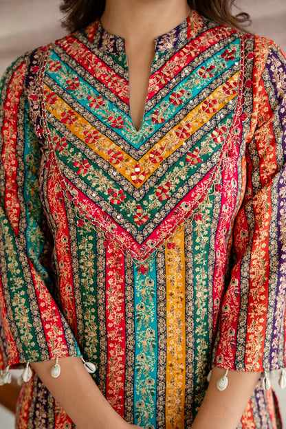 Multi Cord set Kurti Pattern Short Straight Cut