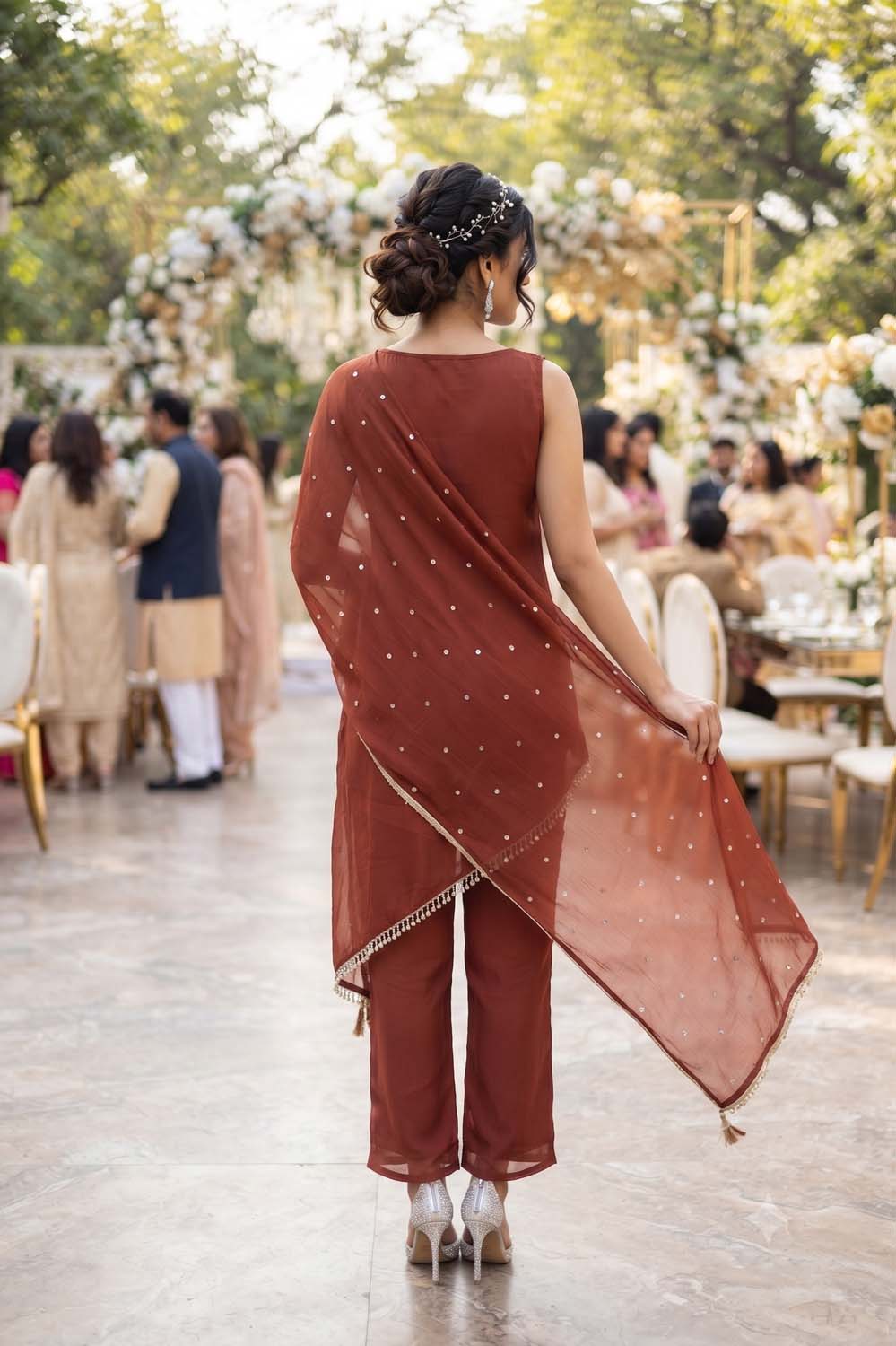 Brown Style Indo West Kurti Pattern Cross Cut